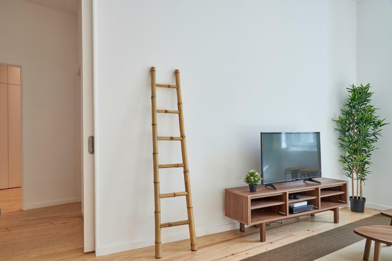 Modern Apartment Calcada Sao Francisco II Lisboa Ngoại thất bức ảnh